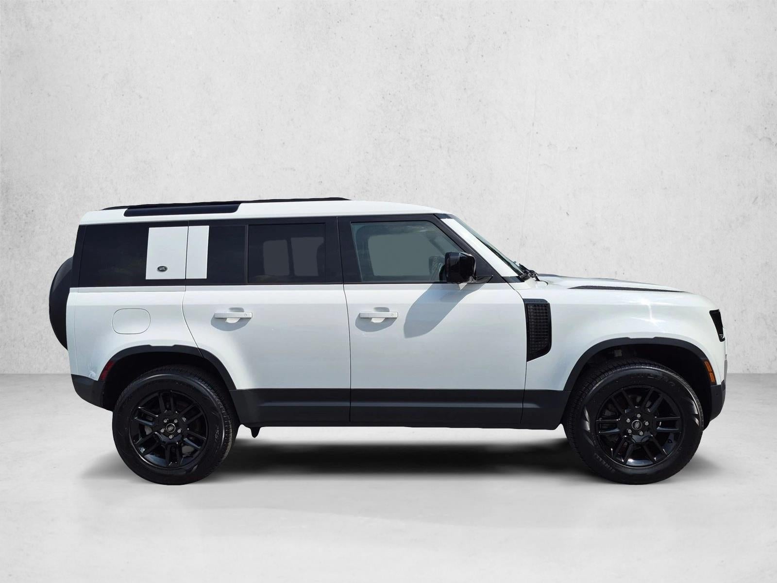 2024 Land Rover Defender 110 P300 S
