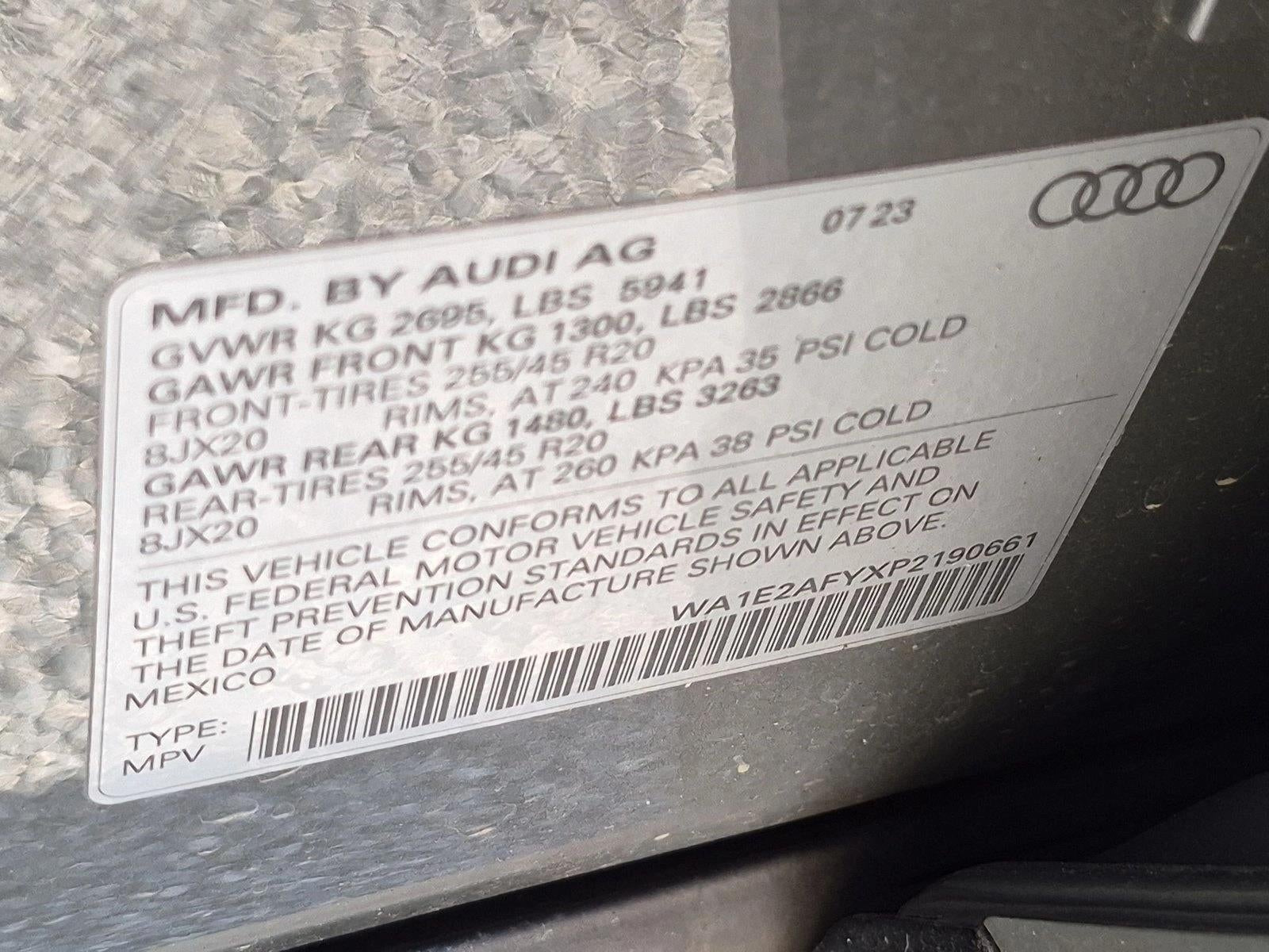 2023 Audi Q5 S line Premium Plus 55 TFSI e quattro