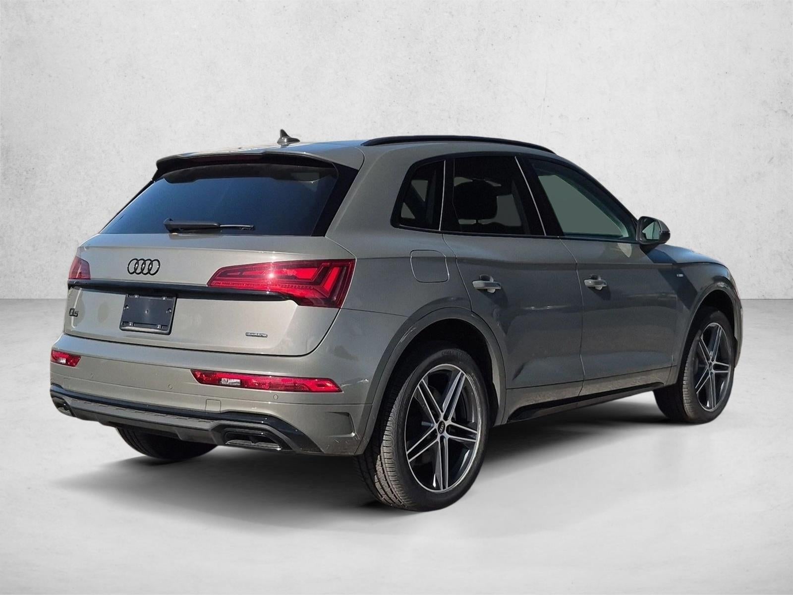 2023 Audi Q5 S line Premium Plus 55 TFSI e quattro