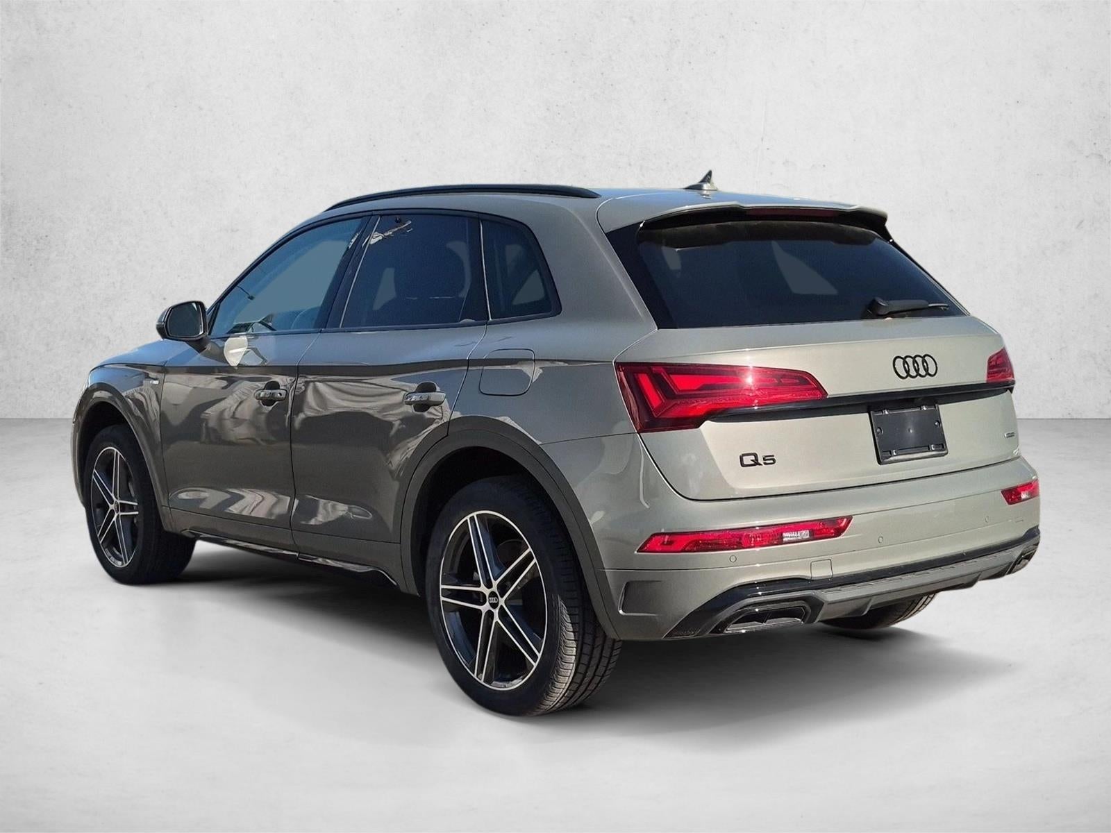 2023 Audi Q5 S line Premium Plus 55 TFSI e quattro