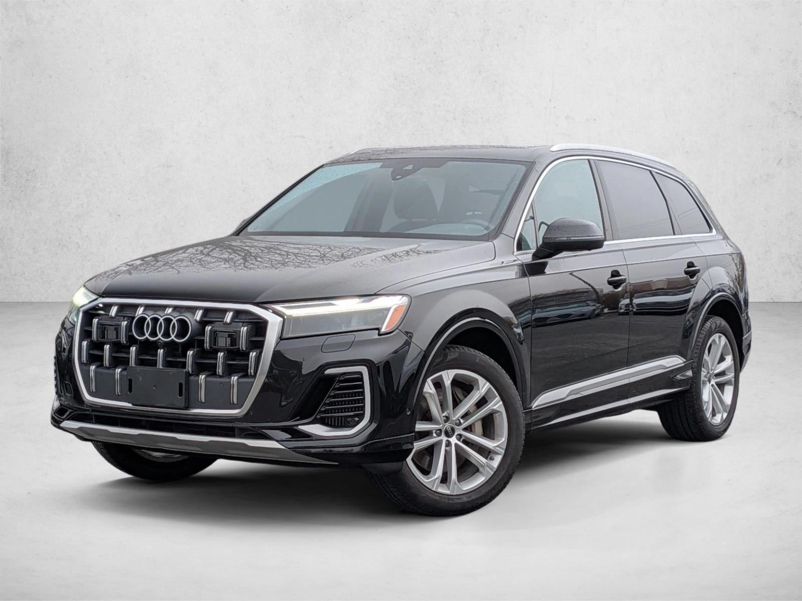 2025 Audi Q7 Premium Plus 55 TFSI quattro