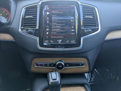 2022 Volvo XC90 T6 AWD Momentum 7P