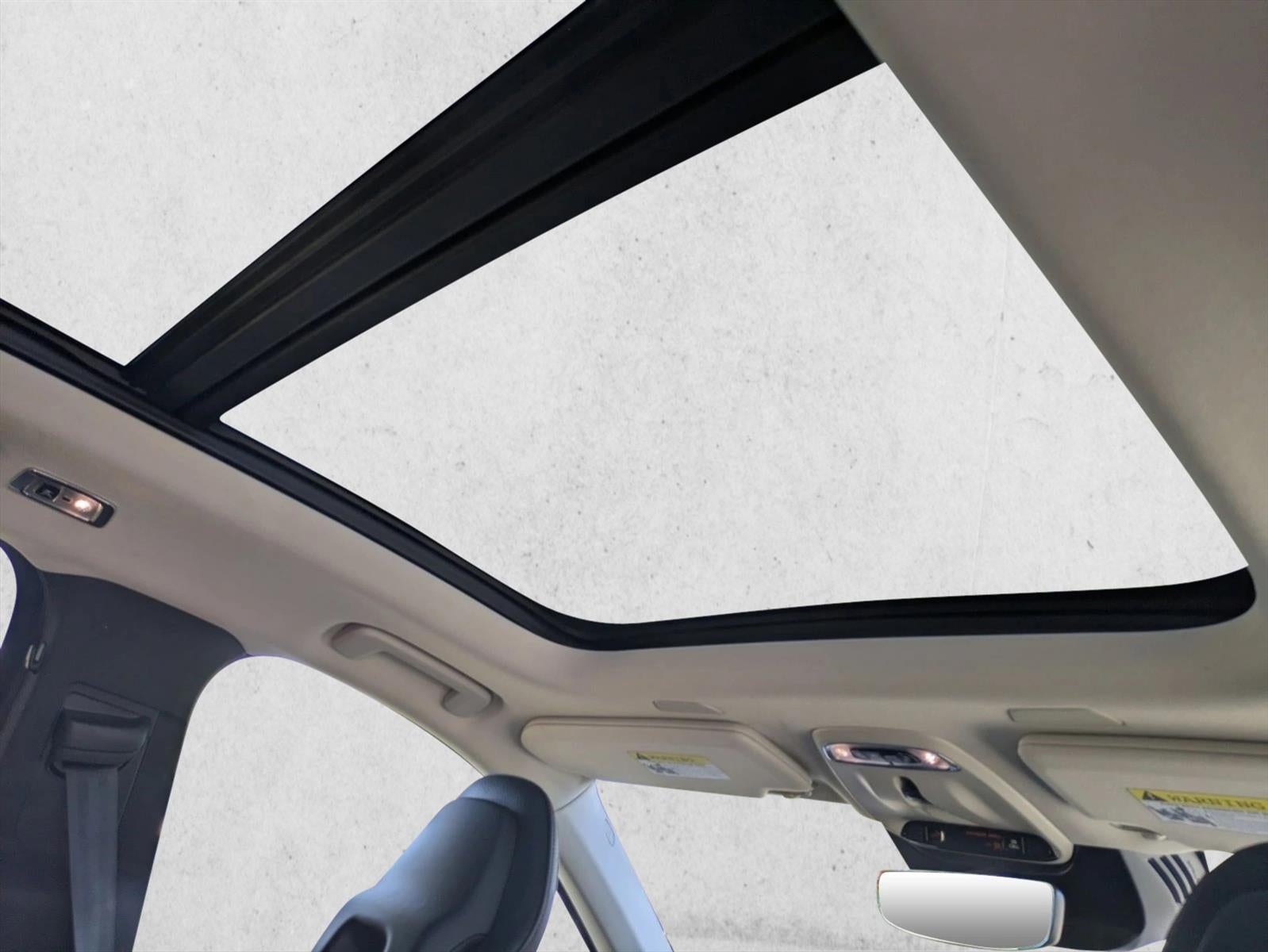 2022 Volvo XC90 T6 AWD Momentum 7P