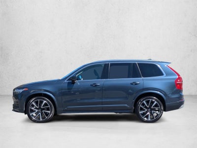 2022 Volvo XC90 T6 AWD Momentum 7P