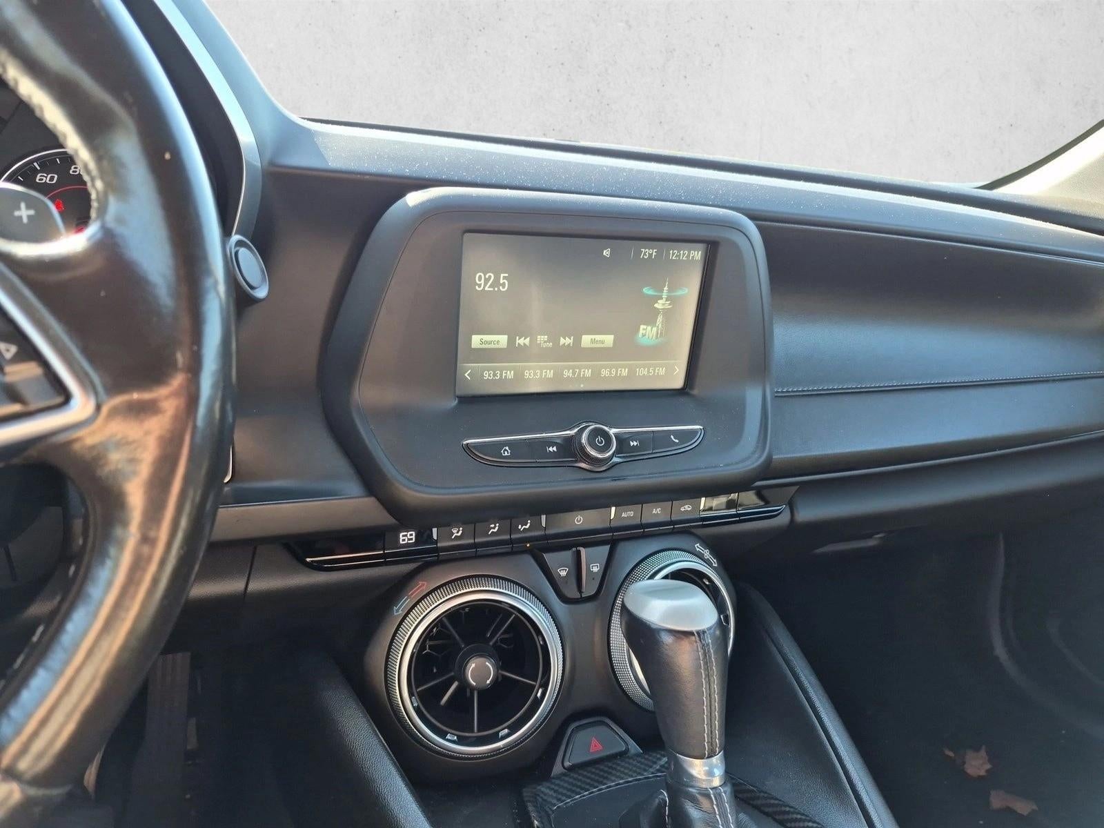2017 Chevrolet Camaro 2dr Coupe 1LT