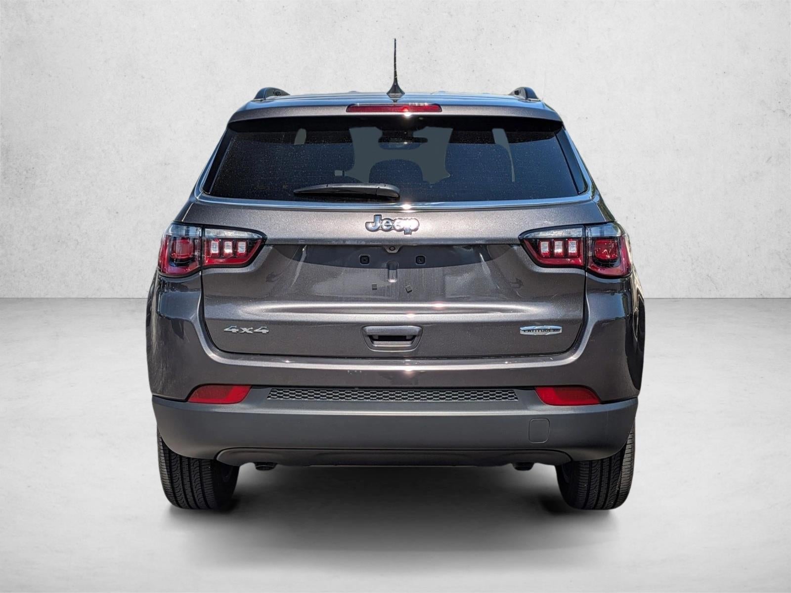 2023 Jeep Compass Latitude Lux 4x4