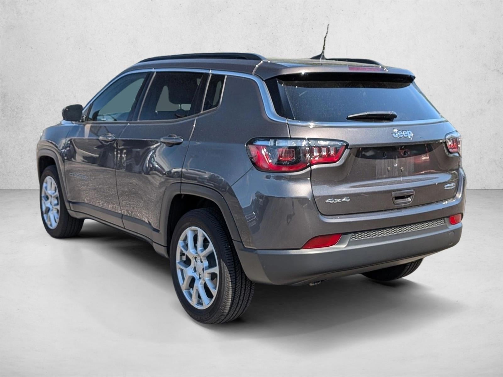 2023 Jeep Compass Latitude Lux 4x4