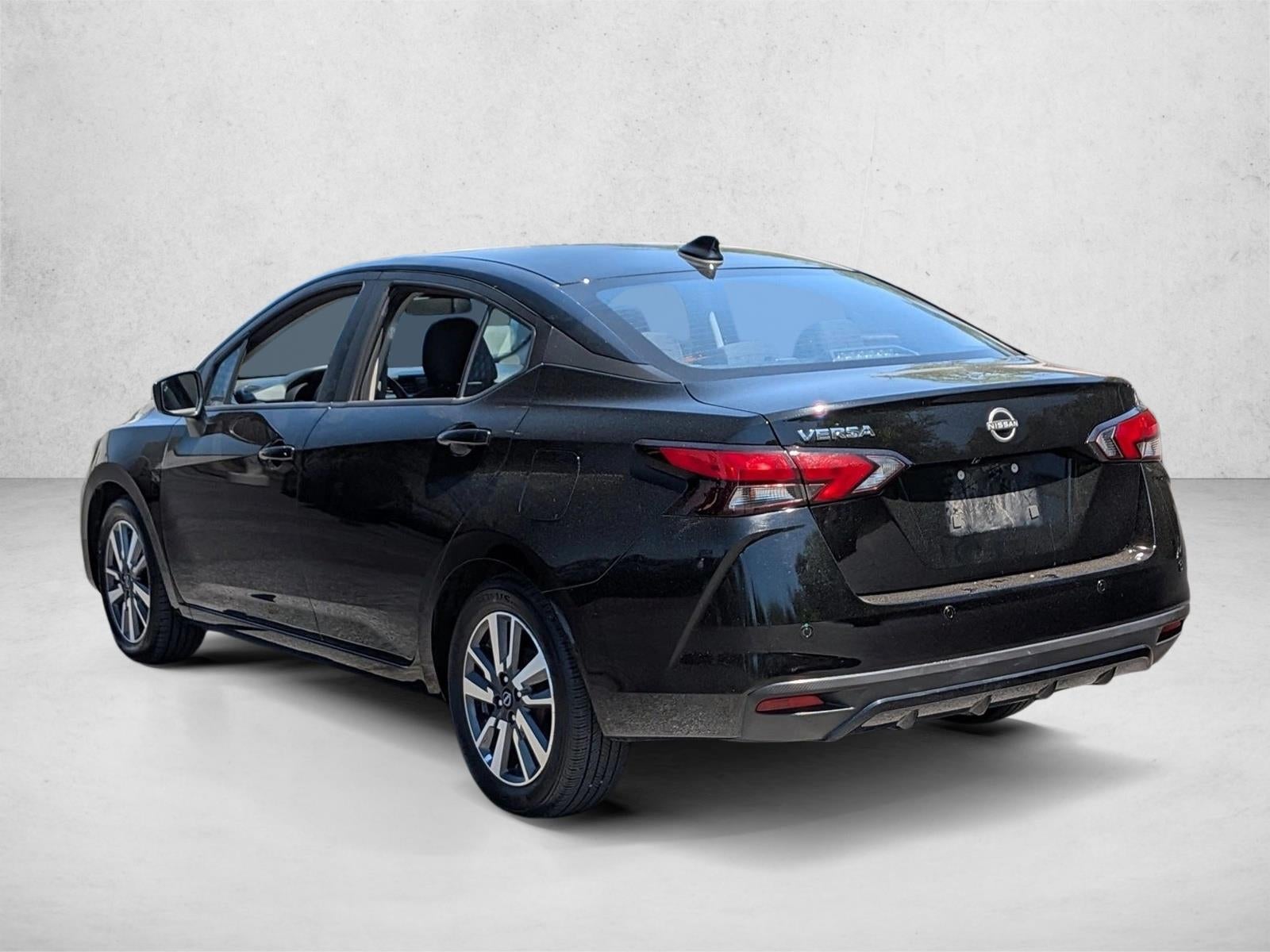 2025 Nissan Versa SV CVT