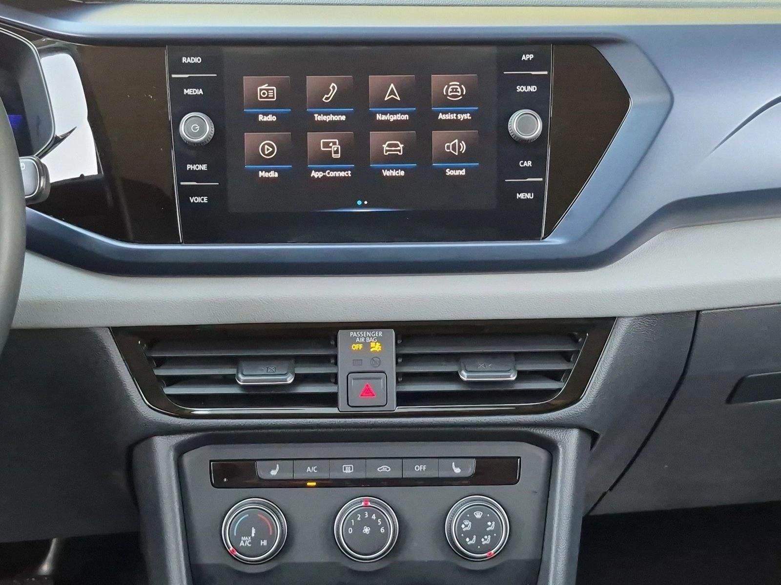 2022 Volkswagen Taos SE FWD