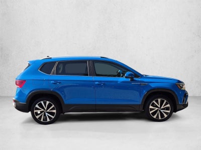 2022 Volkswagen Taos SE FWD