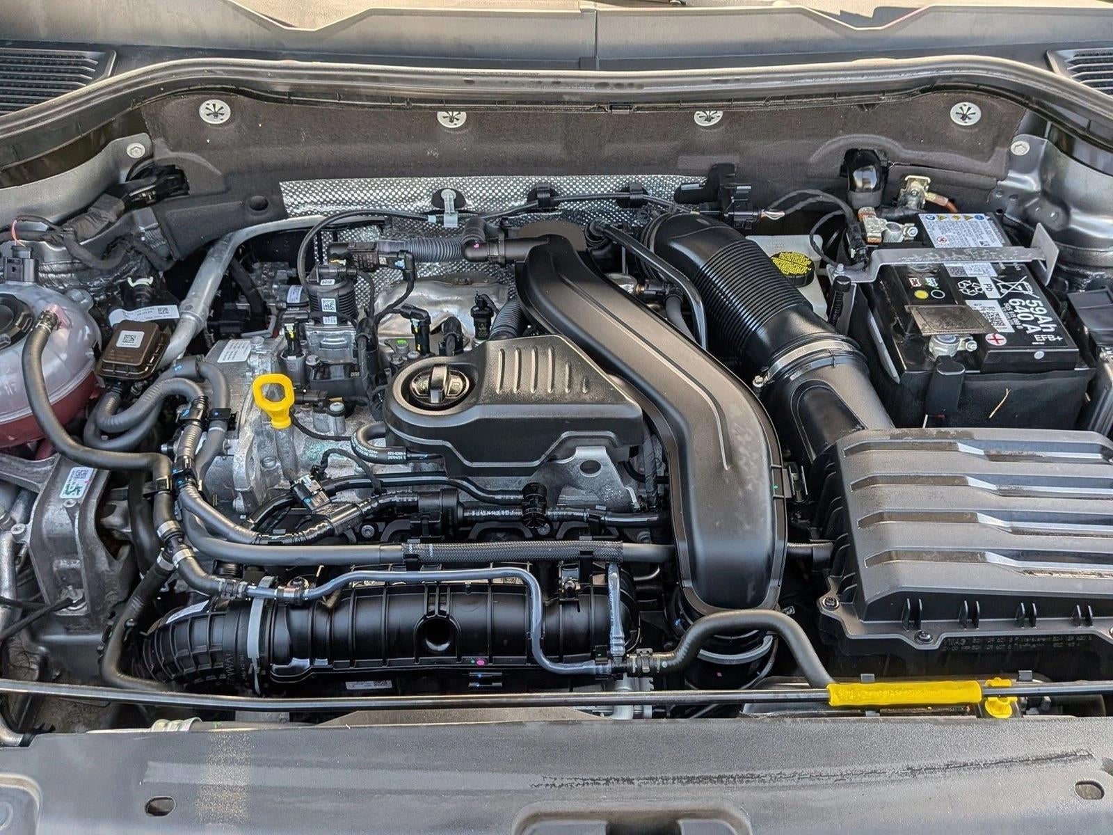 2024 Volkswagen Taos SE FWD