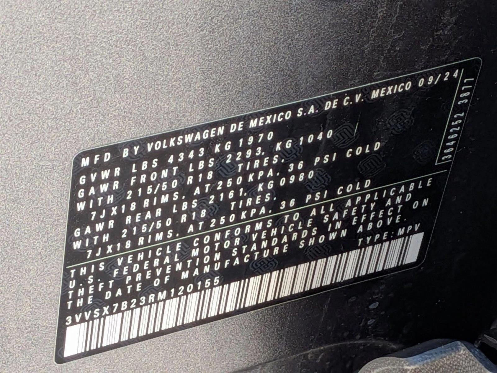 2024 Volkswagen Taos SE FWD