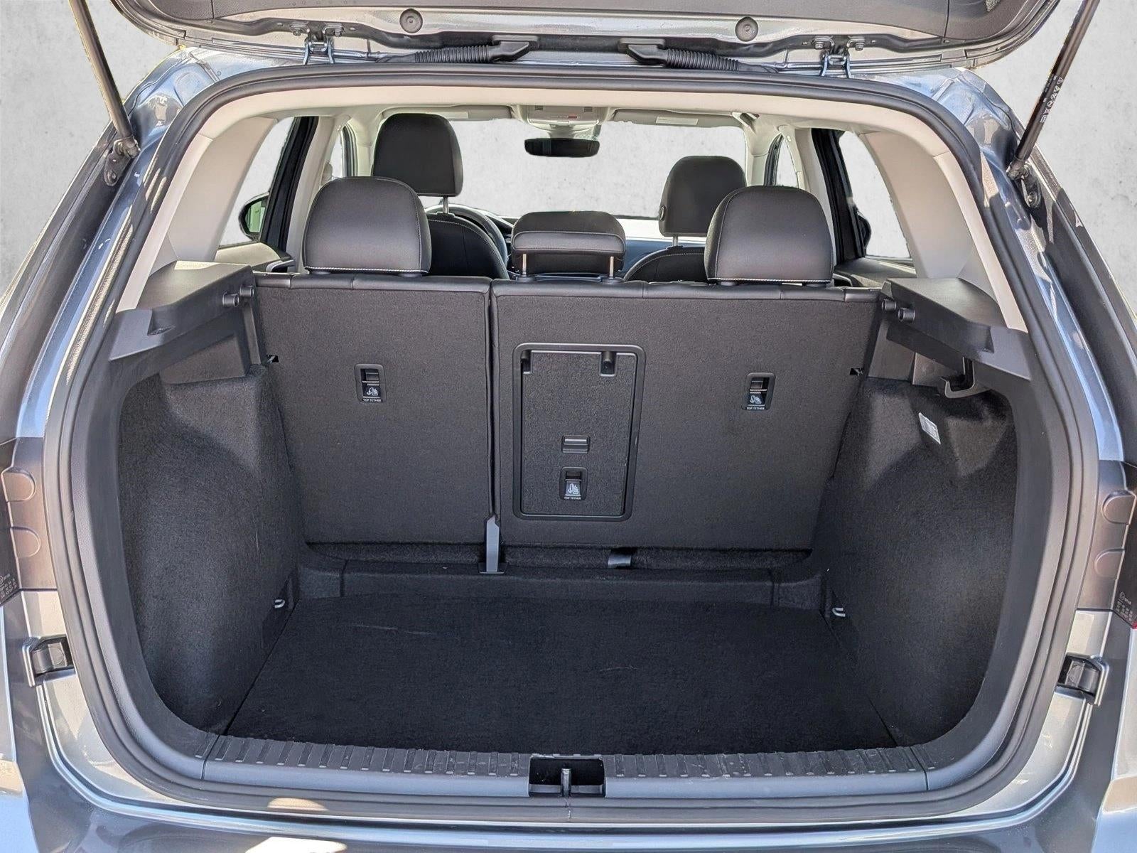 2024 Volkswagen Taos SE FWD