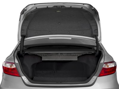 2017 Toyota Camry XLE Auto (SE)