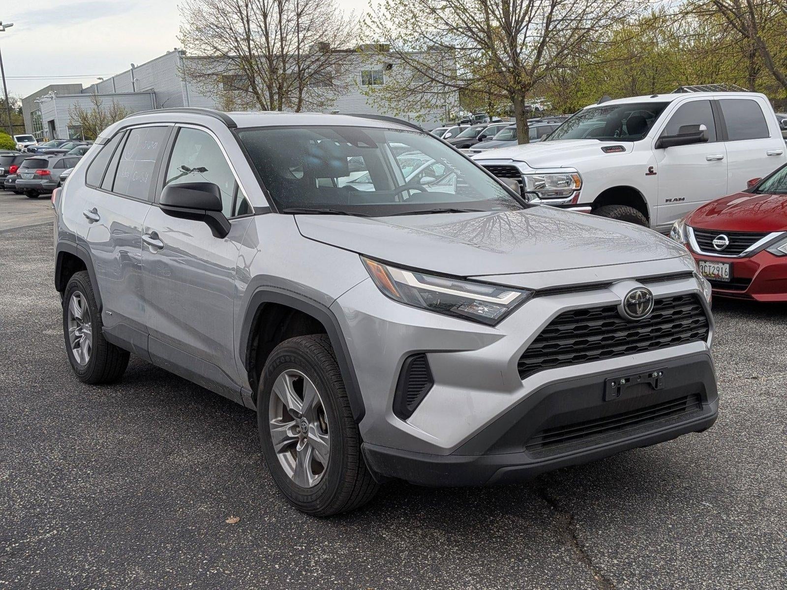 2025 Toyota RAV4 Hybrid LE AWD (Natl)