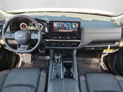 2026 Nissan Pathfinder Platinum 4WD
