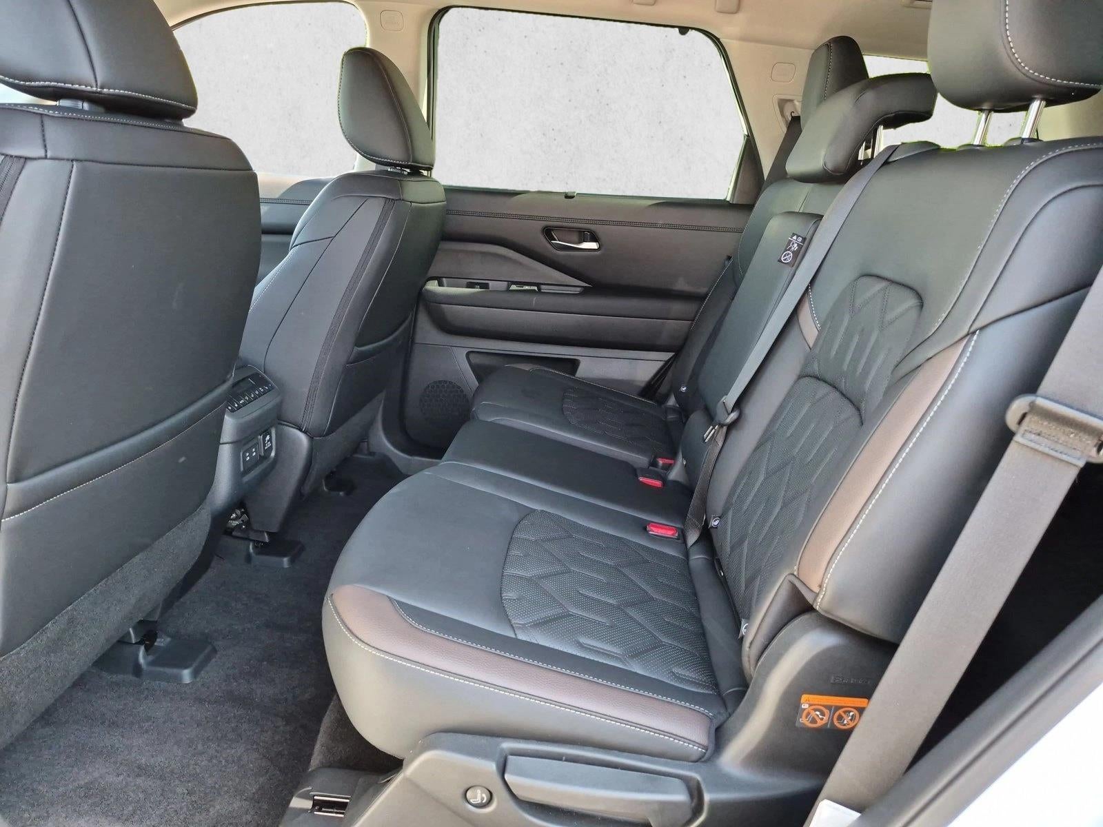 2026 Nissan Pathfinder Platinum 4WD