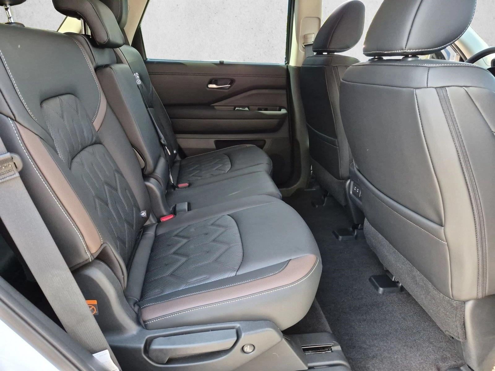 2026 Nissan Pathfinder Platinum 4WD