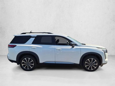 2026 Nissan Pathfinder Platinum 4WD