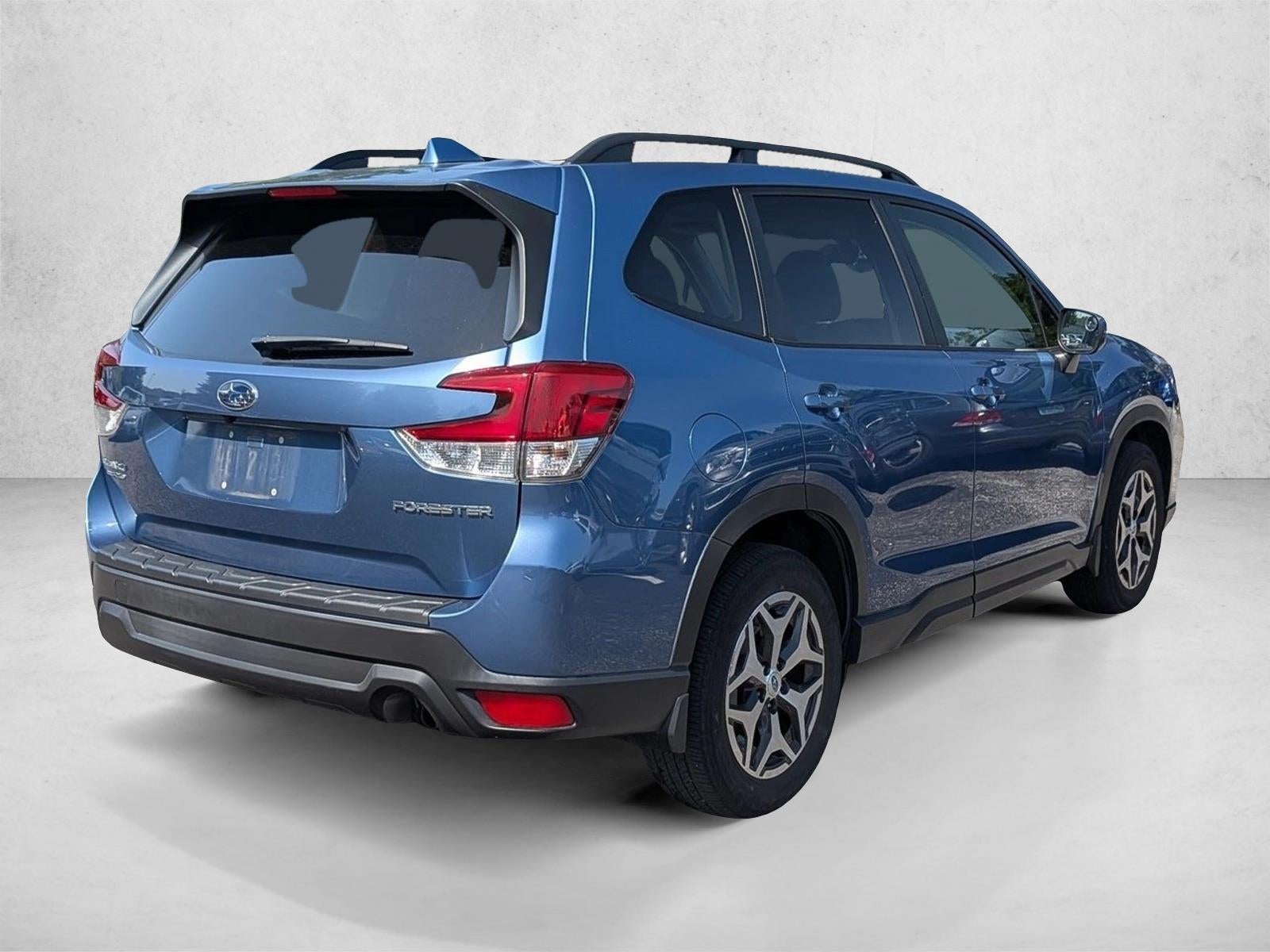 2021 Subaru Forester Premium CVT