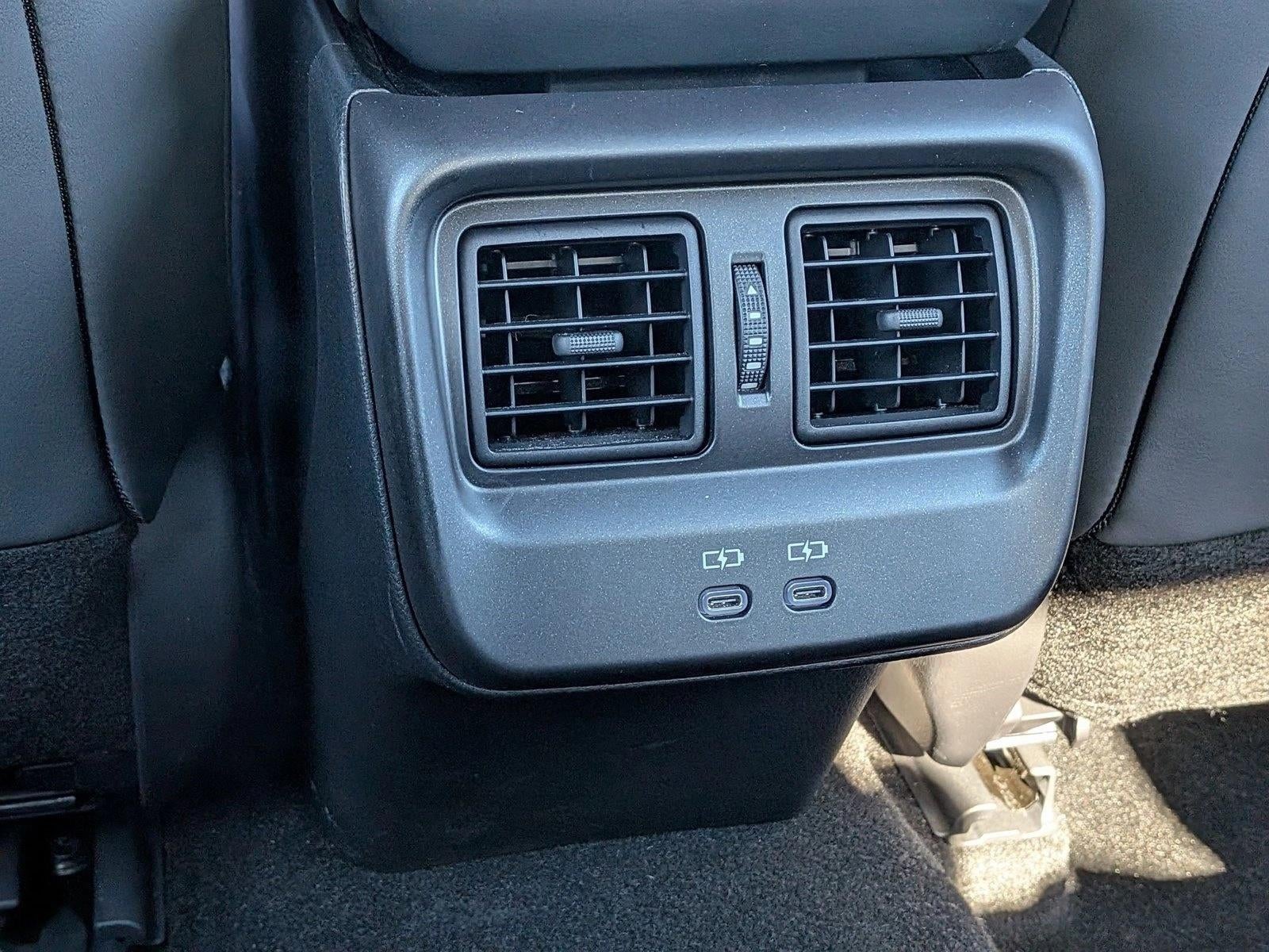 2023 Toyota Crown XLE AWD (Natl)