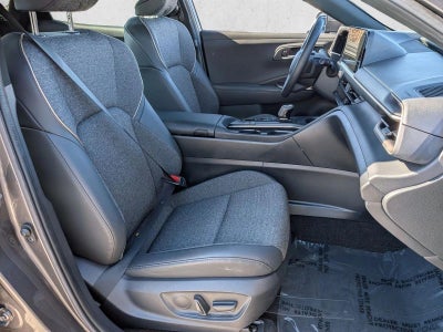 2023 Toyota Crown XLE AWD (Natl)