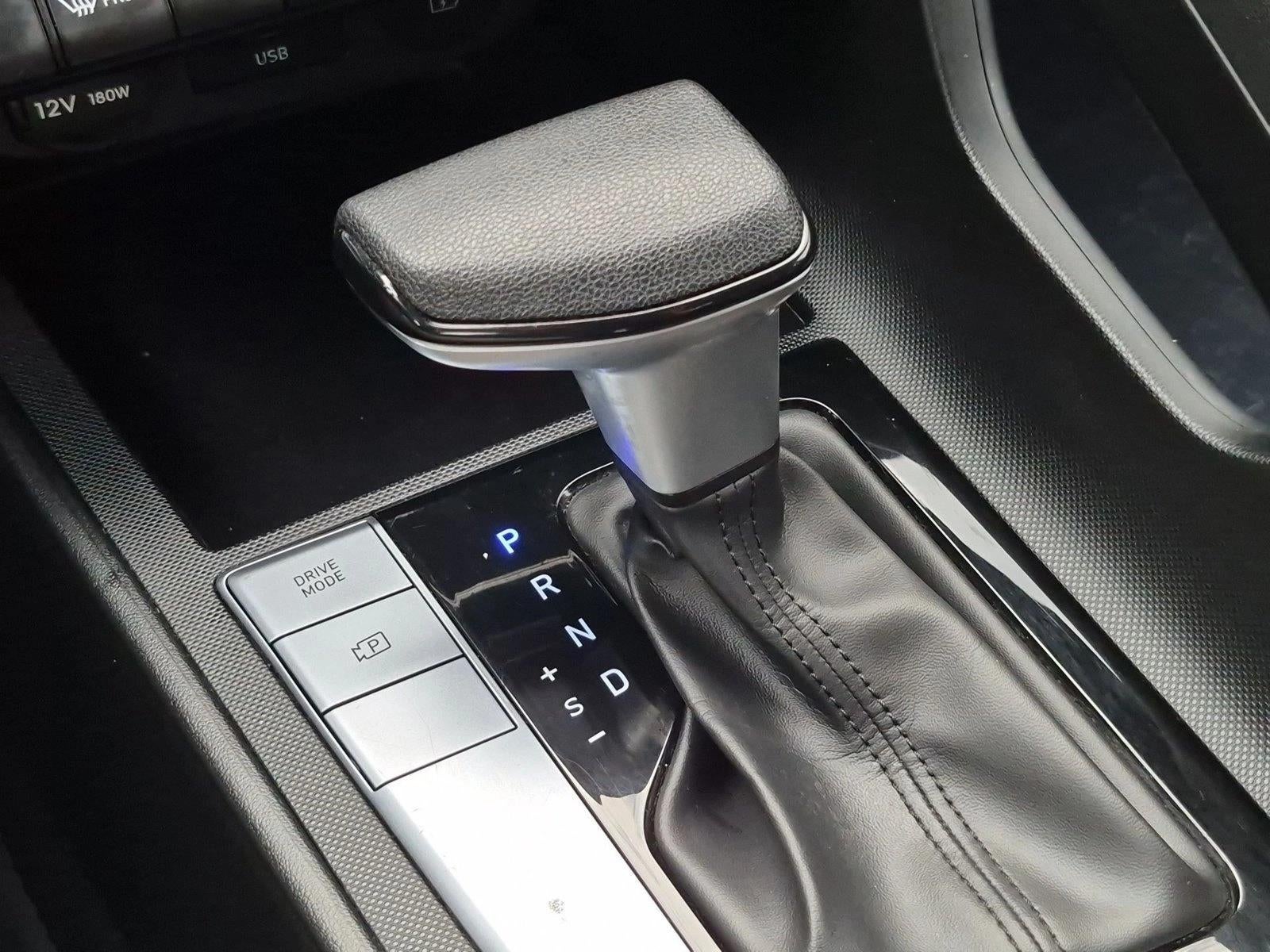 2024 Hyundai ELANTRA SEL IVT