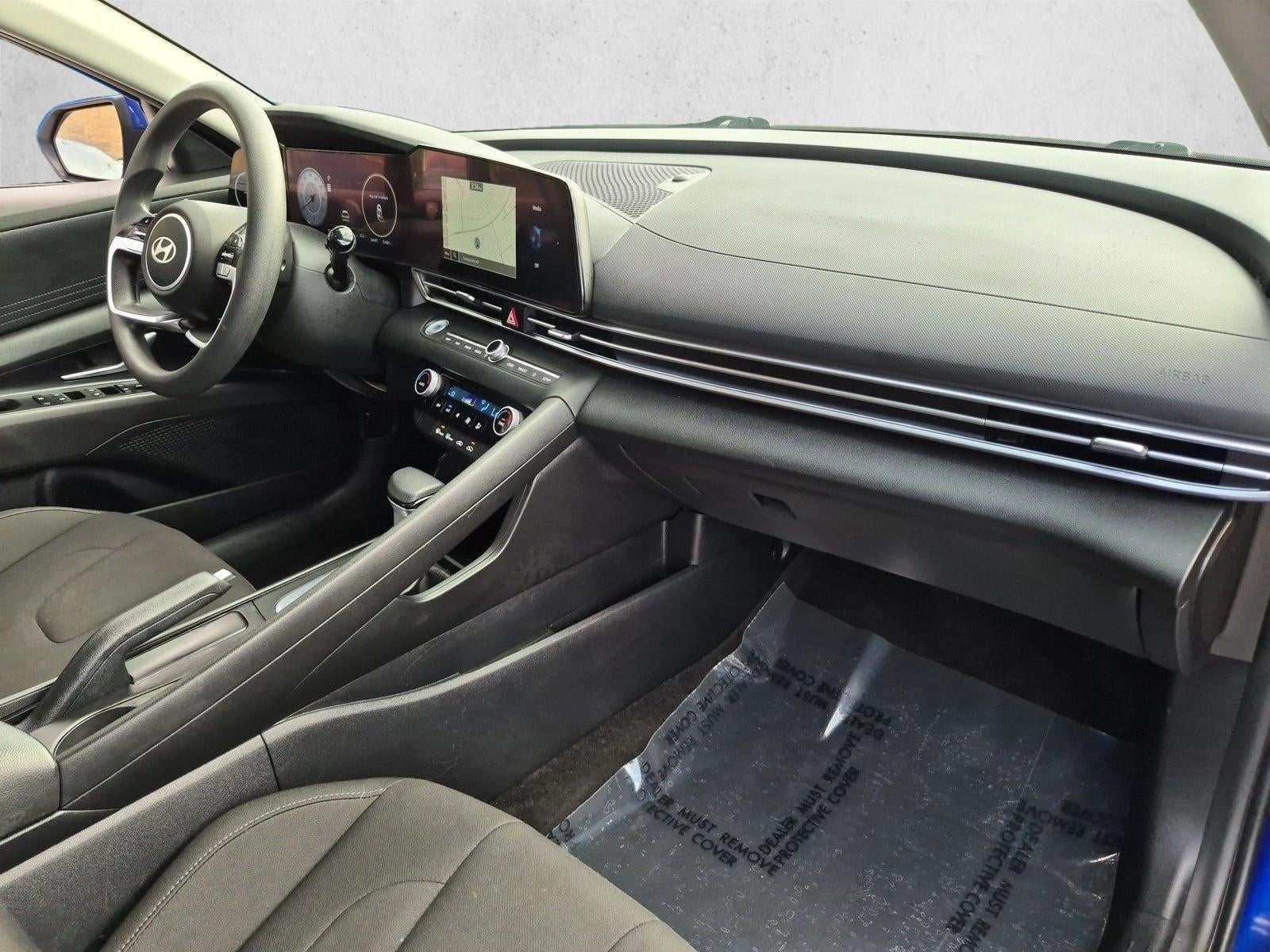 2024 Hyundai ELANTRA SEL IVT