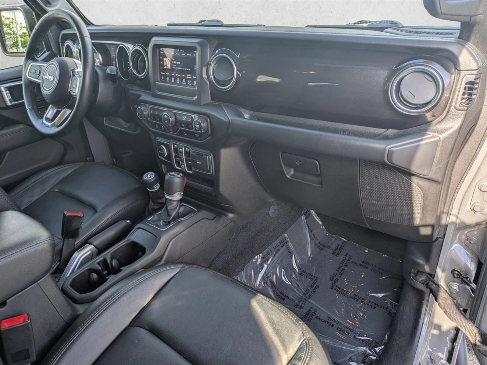 2019 Jeep Wrangler Unlimited Sahara Altitude 4x4