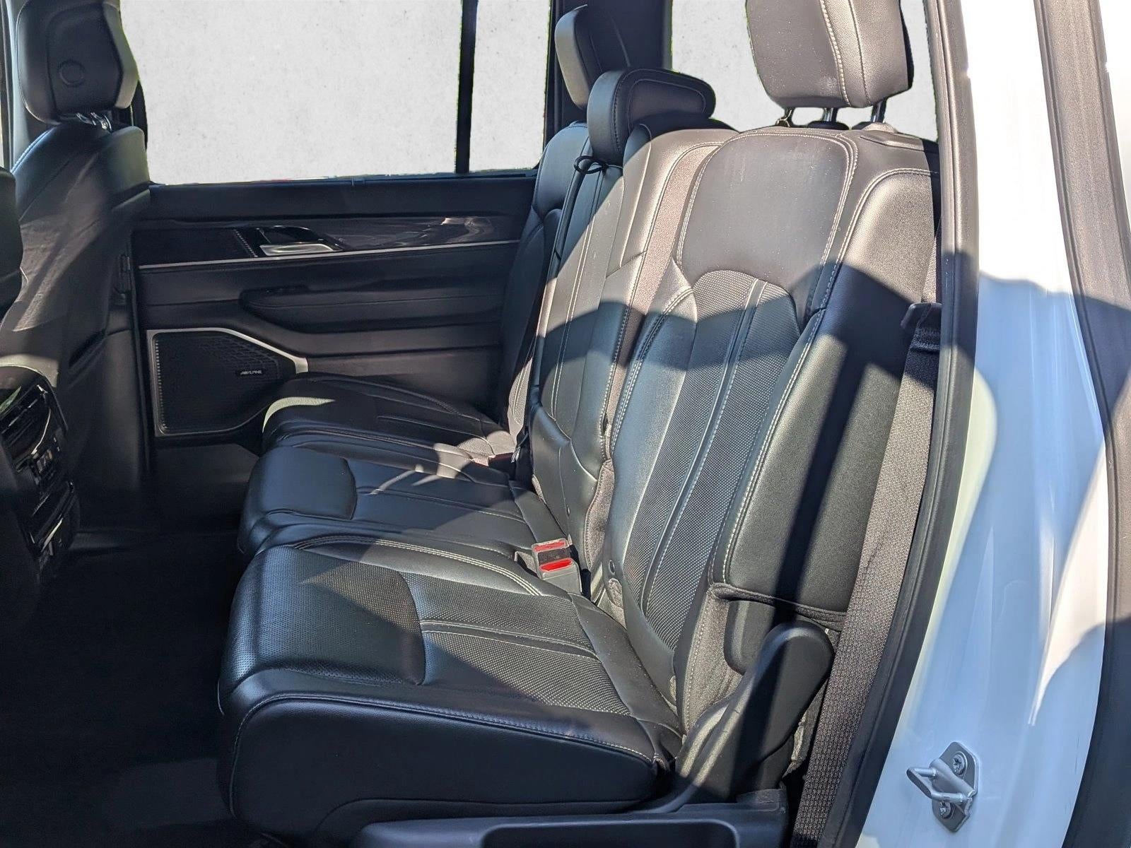 2023 Jeep Wagoneer L 4x4