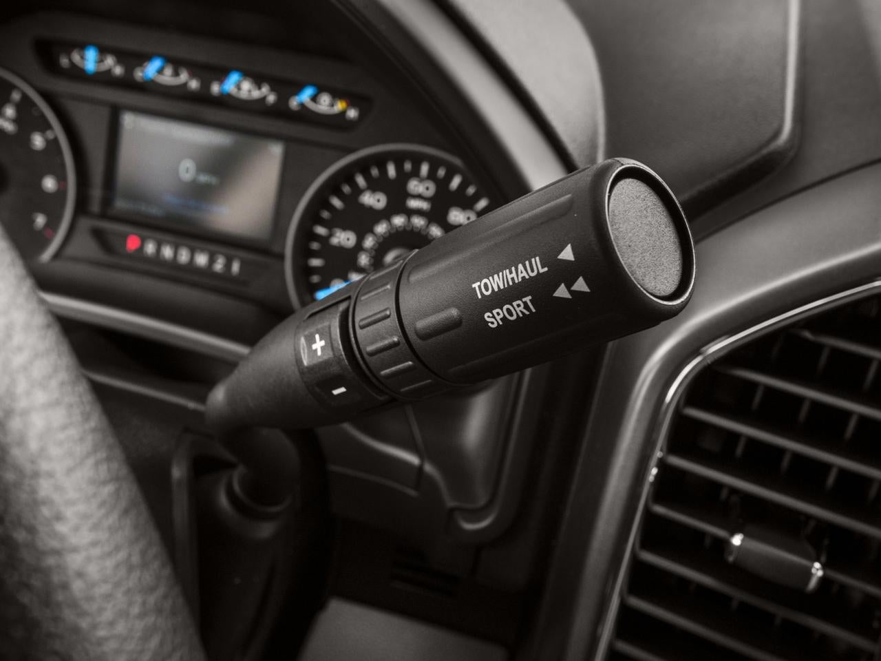 2016 Ford F-150 4WD SuperCrew 5-1/2 Ft Box XLT