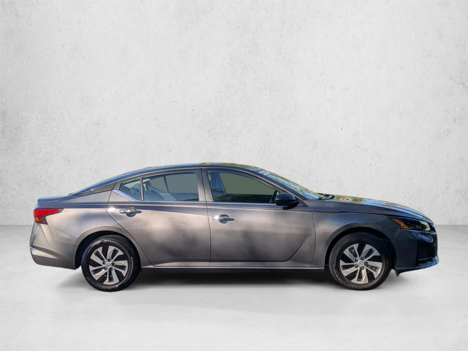 2025 Nissan Altima S FWD