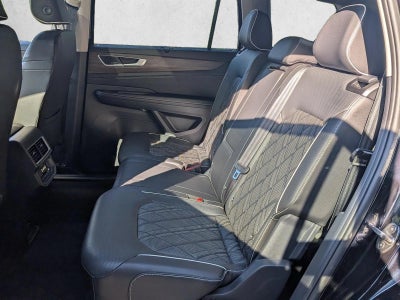 2024 Volkswagen Atlas 2.0T SEL Premium R-Line 4MOTION