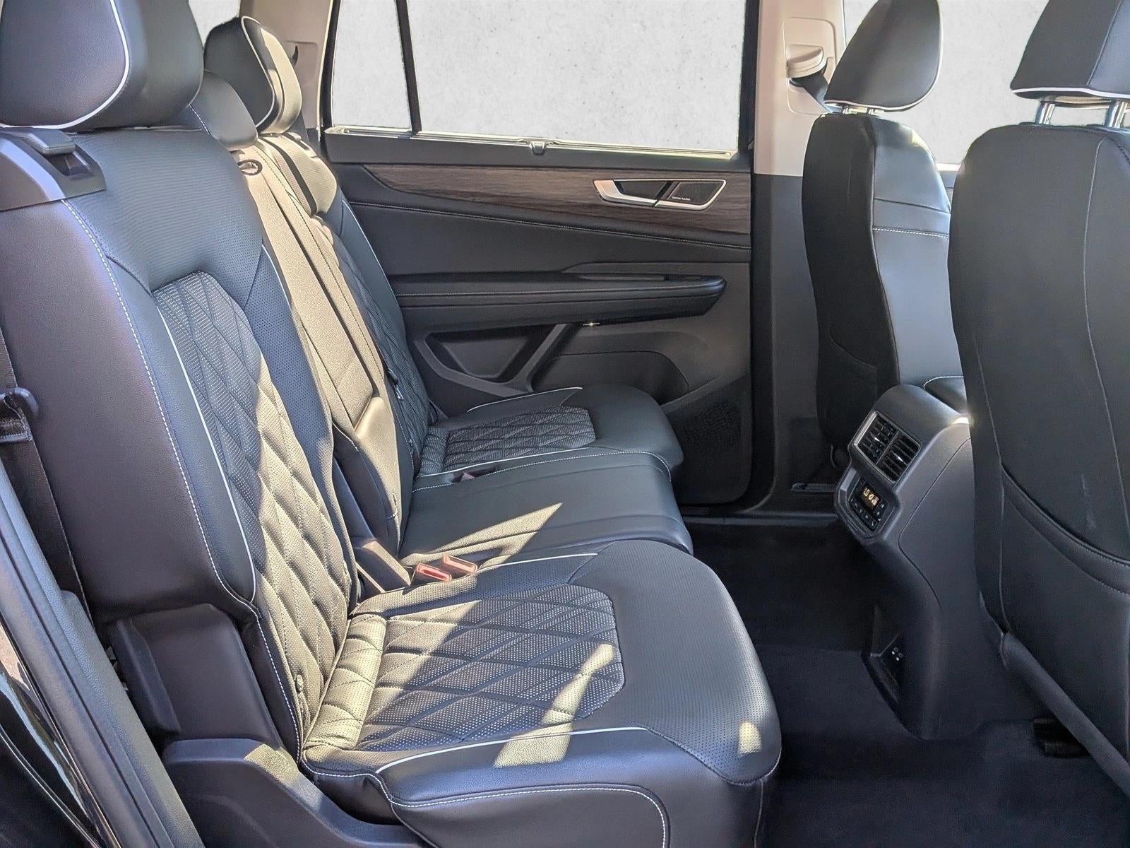 2024 Volkswagen Atlas 2.0T SEL Premium R-Line 4MOTION