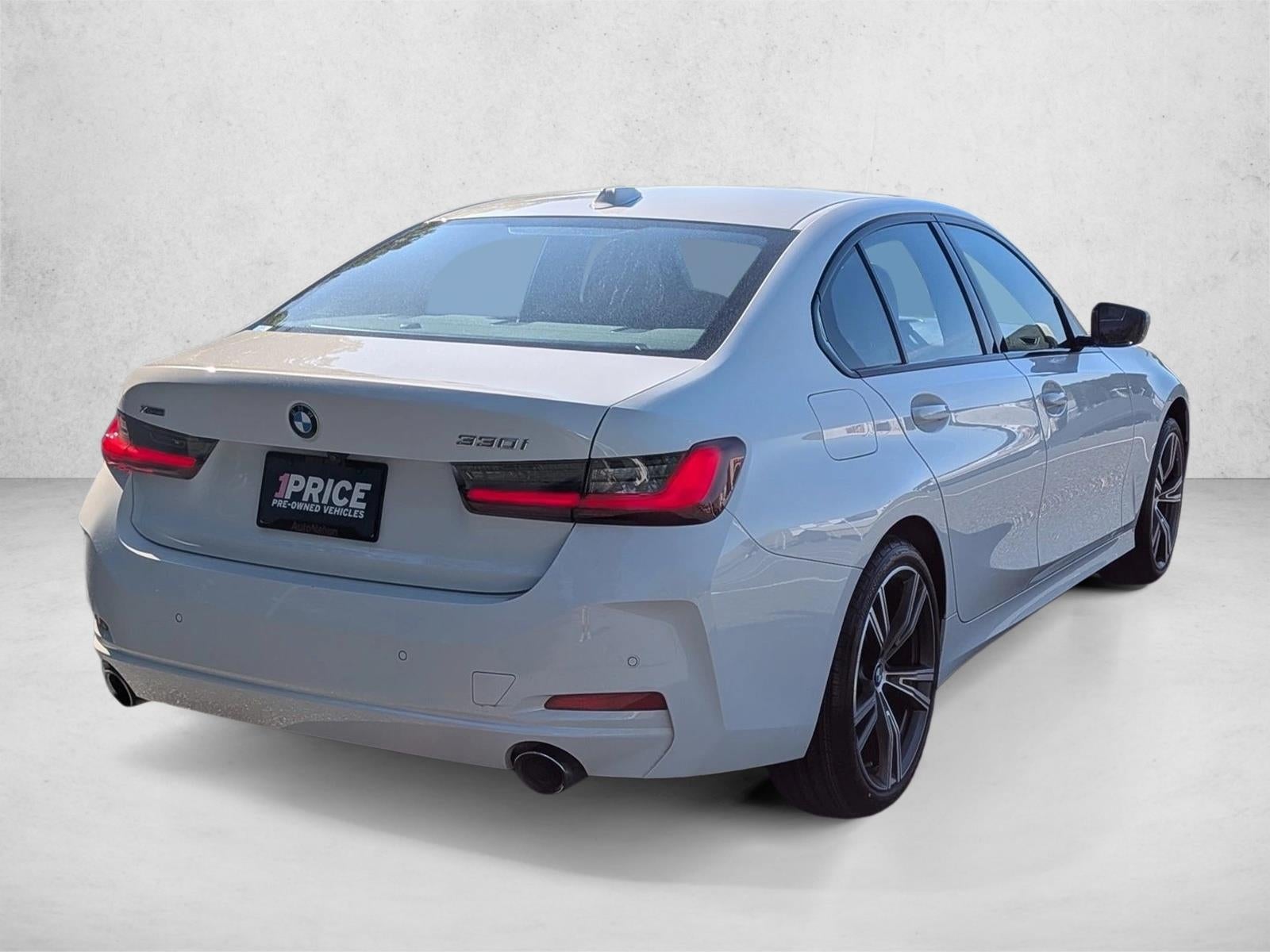 2023 BMW 330i xDrive Sedan