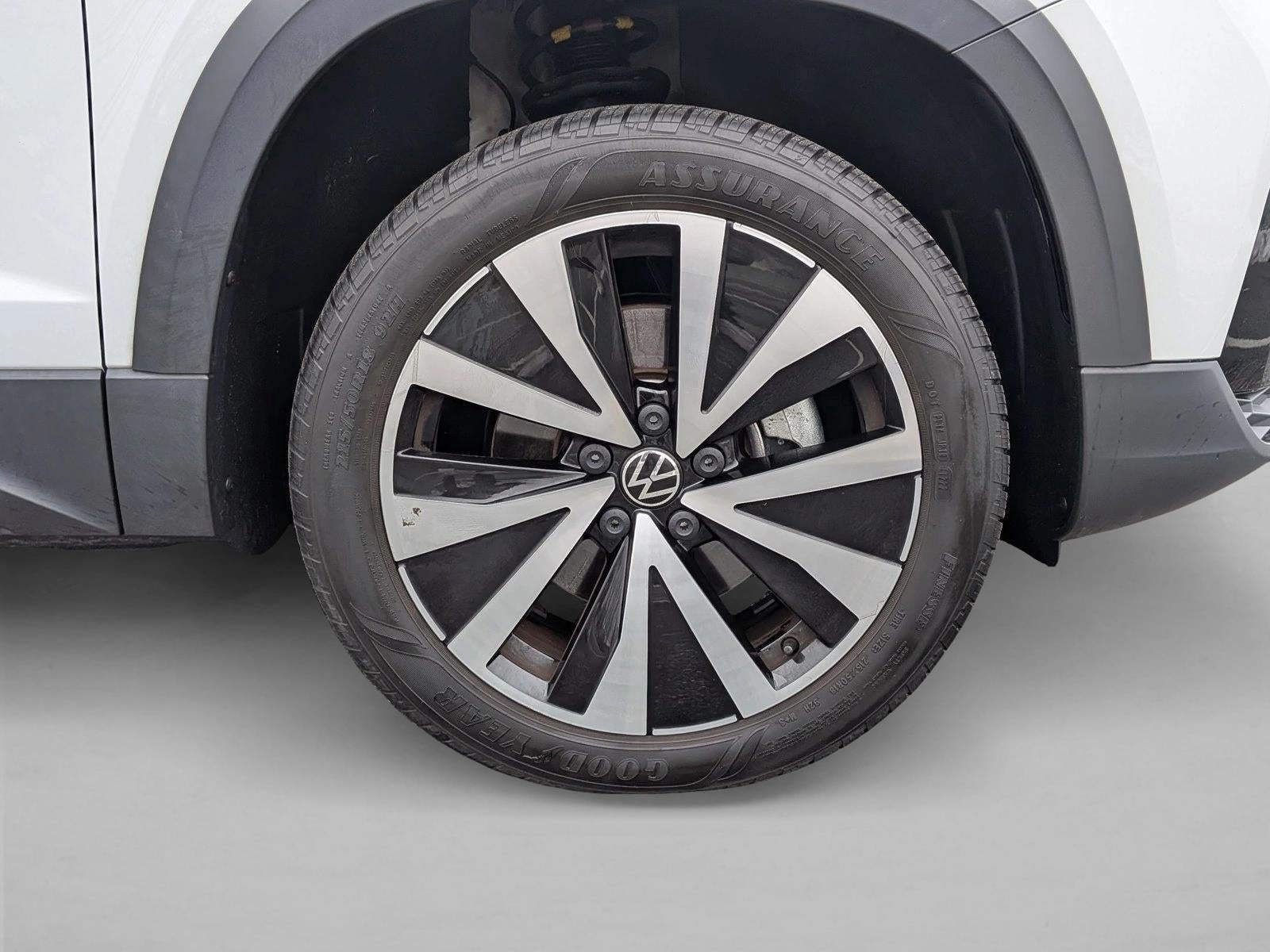 2022 Volkswagen Taos SE FWD