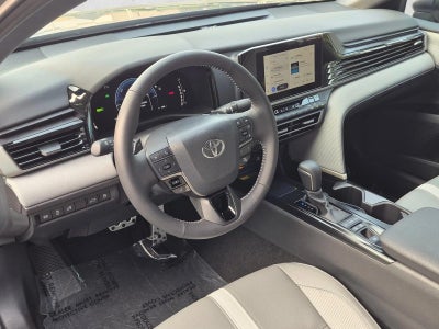 2026 Toyota Camry SE (Natl)