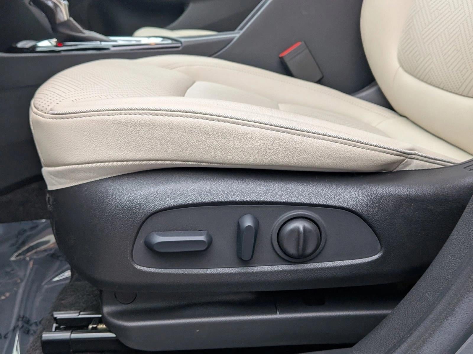 2023 Buick Encore GX Essence FWD