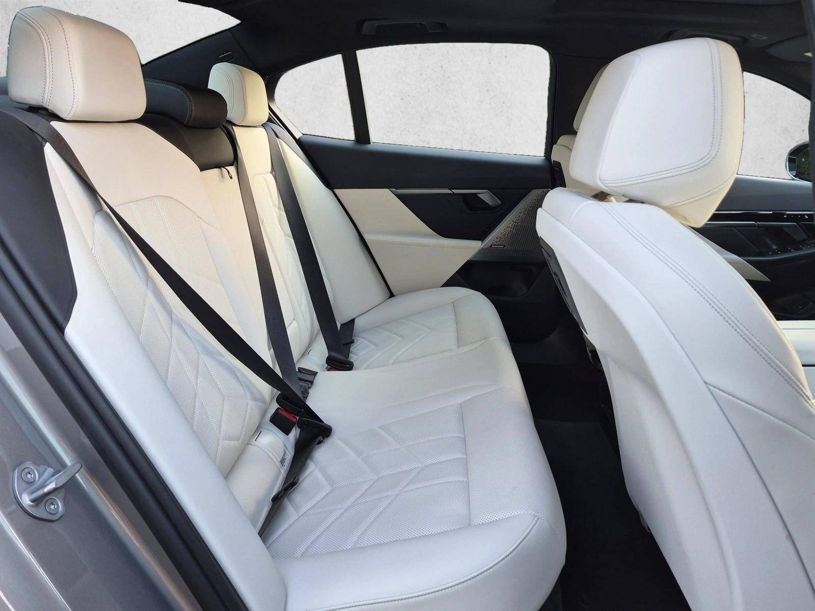 2024 BMW 530i xDrive Sedan