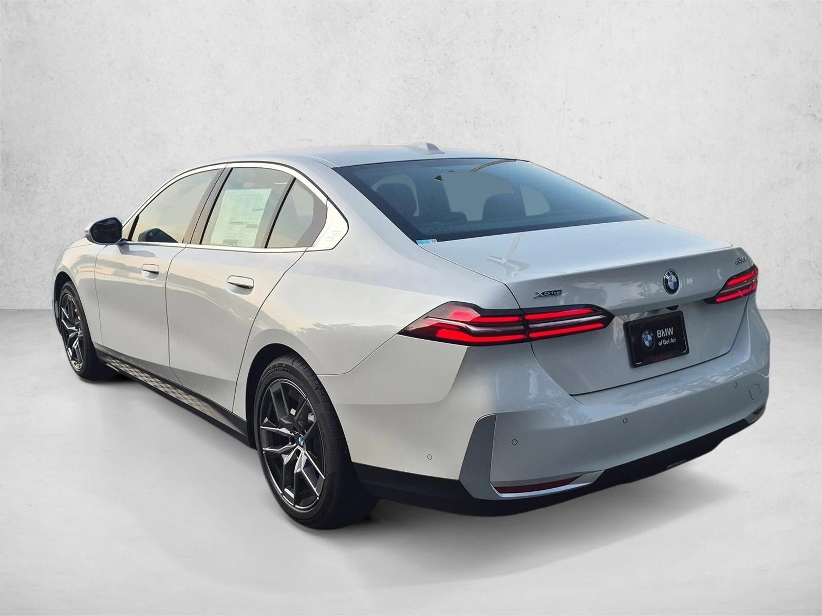 2027 BMW 530i xDrive Sedan