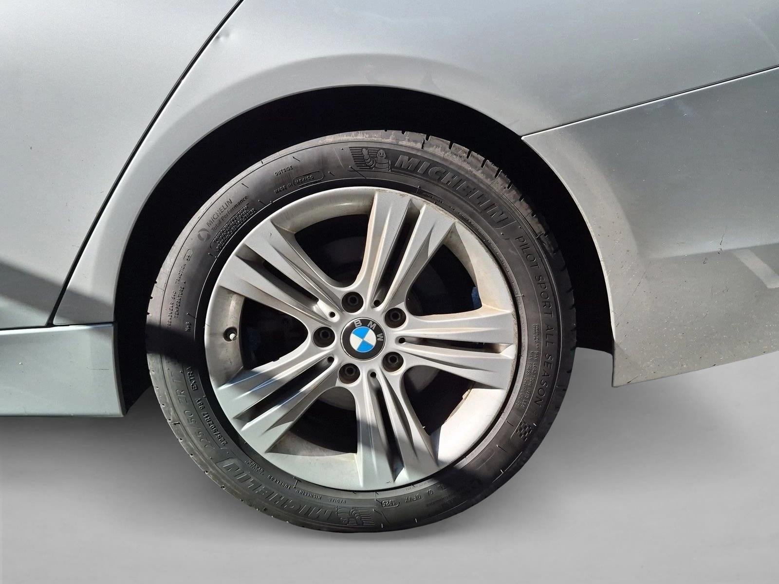 2018 BMW 330i xDrive Sedan