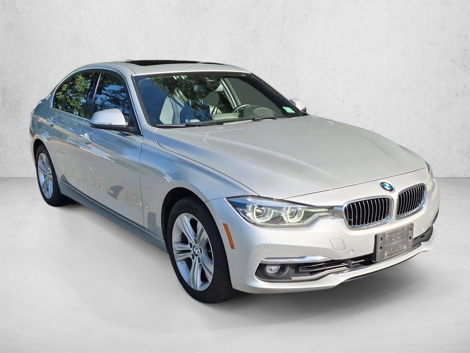 2018 BMW 330i xDrive Sedan