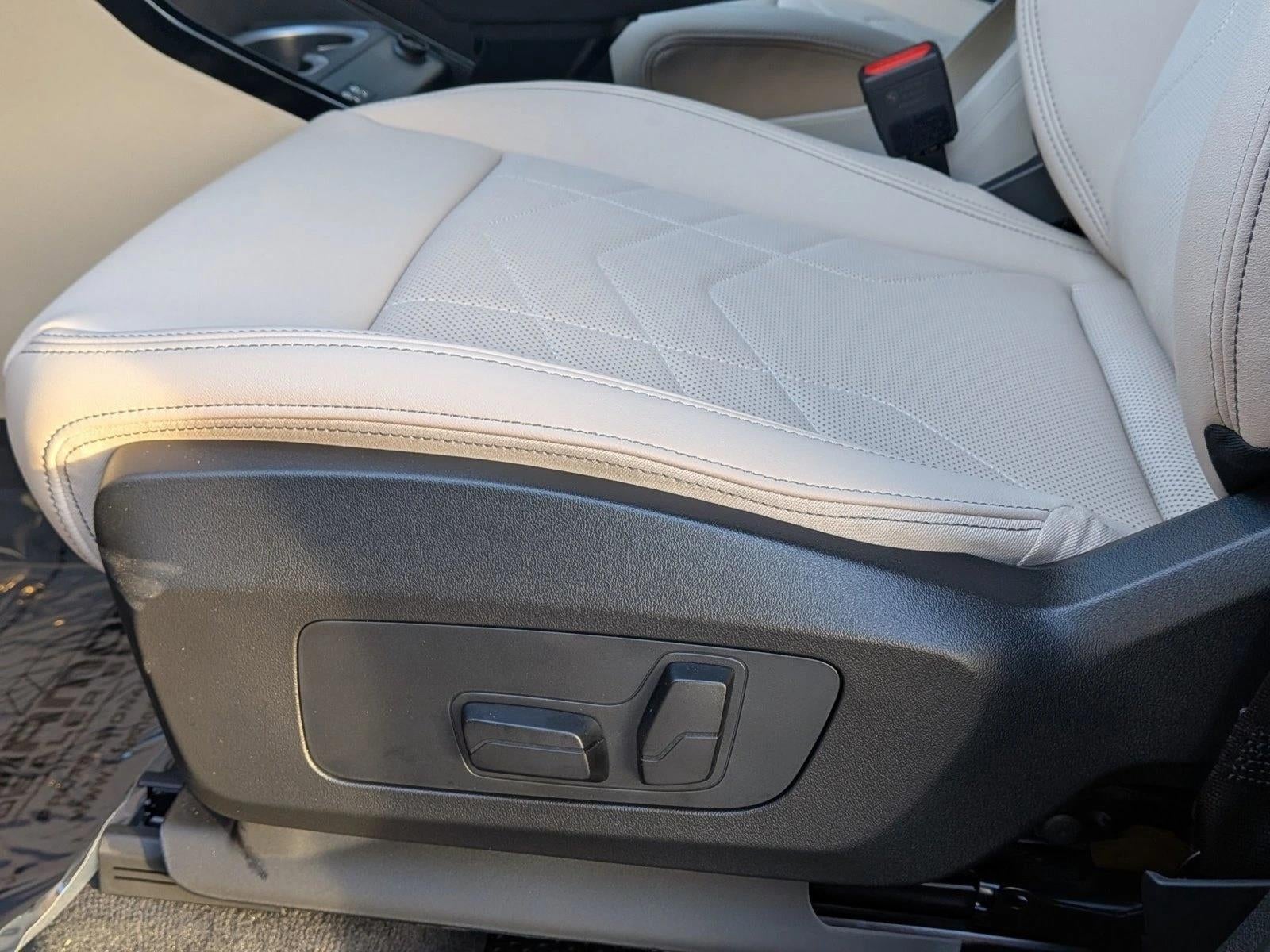 2025 BMW X1 xDrive28i Sports Activity Vehicle