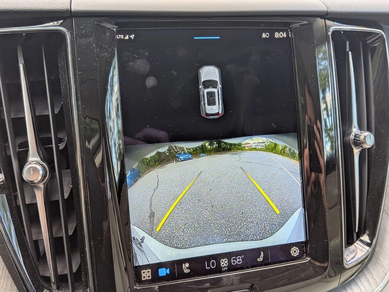 2023 Volvo XC60 B5 AWD Plus Bright Theme