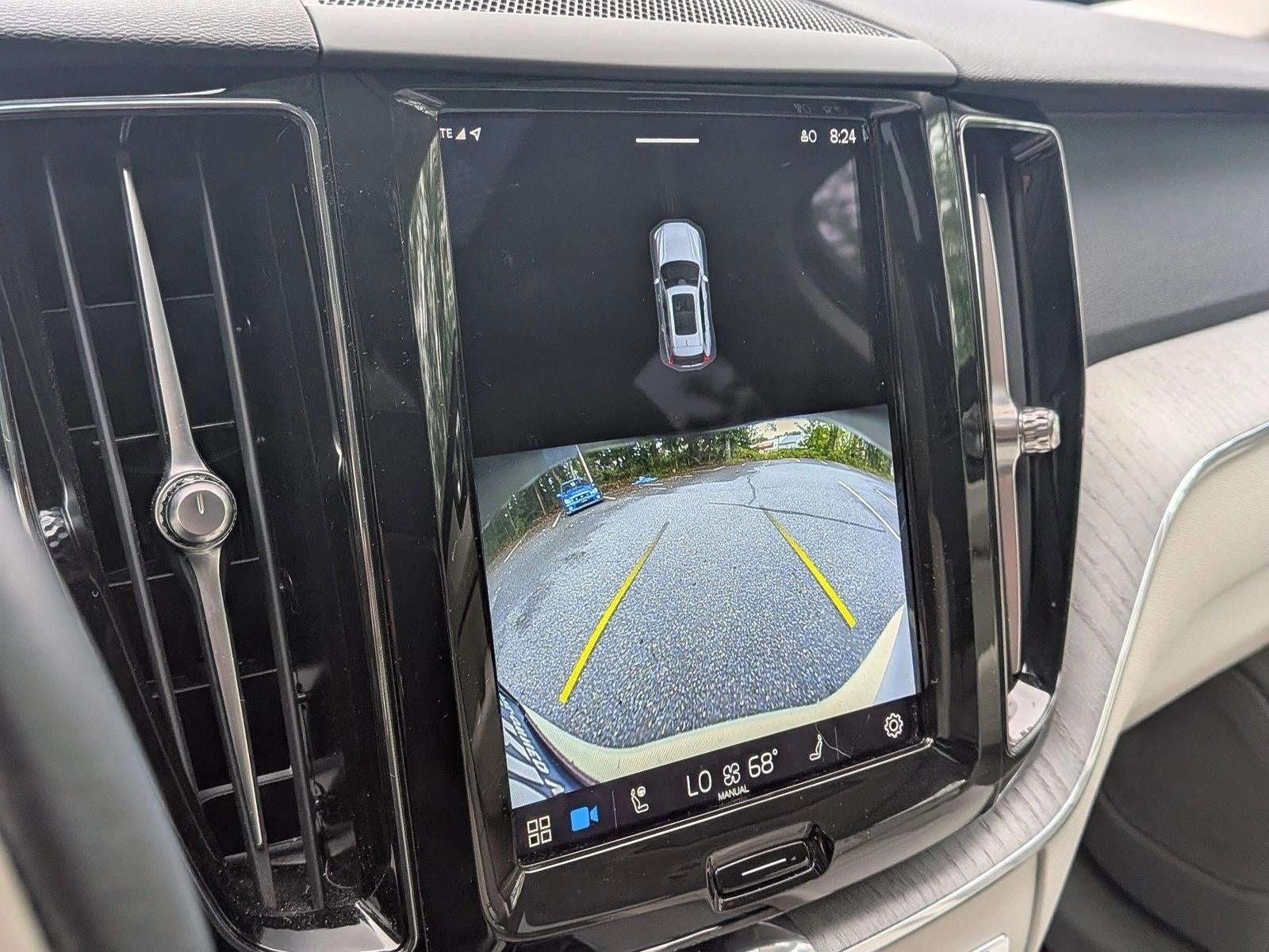 2023 Volvo XC60 B5 AWD Plus Bright Theme