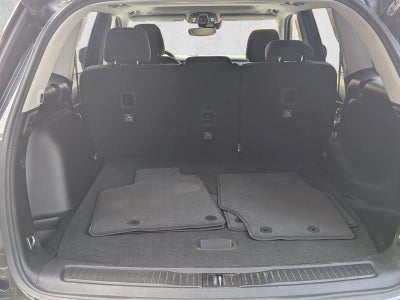 2023 Jeep Grand Cherokee Laredo 4x4