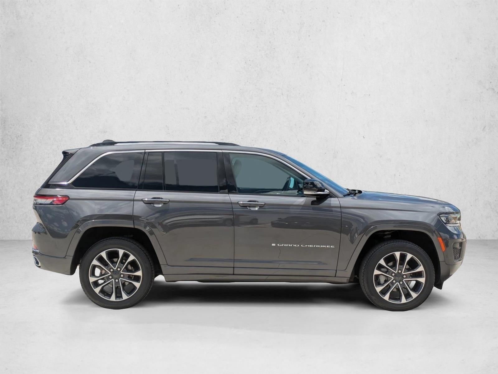 2022 Jeep Grand Cherokee Overland 4x4