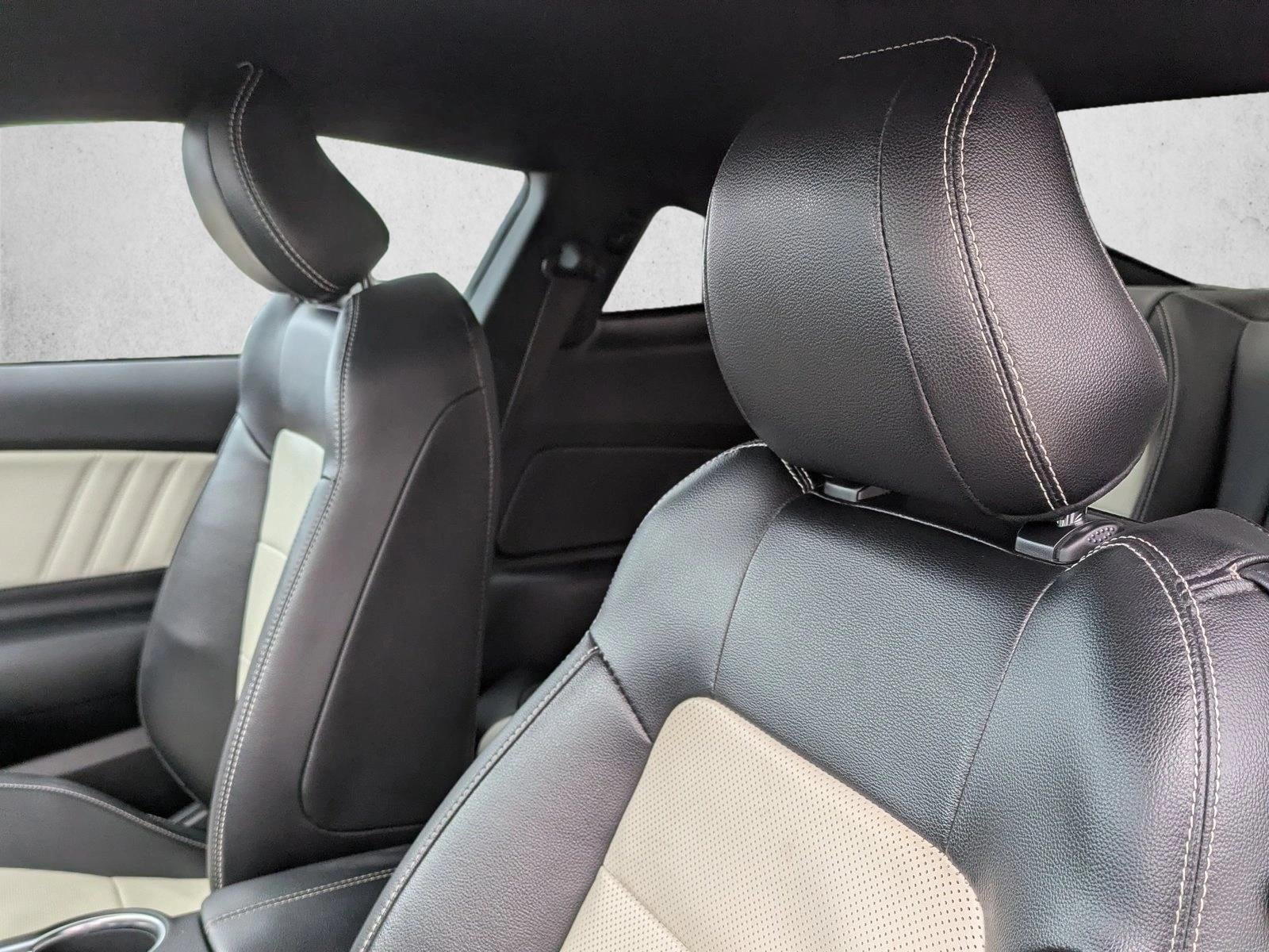 2022 Ford Mustang EcoBoost Premium Fastback