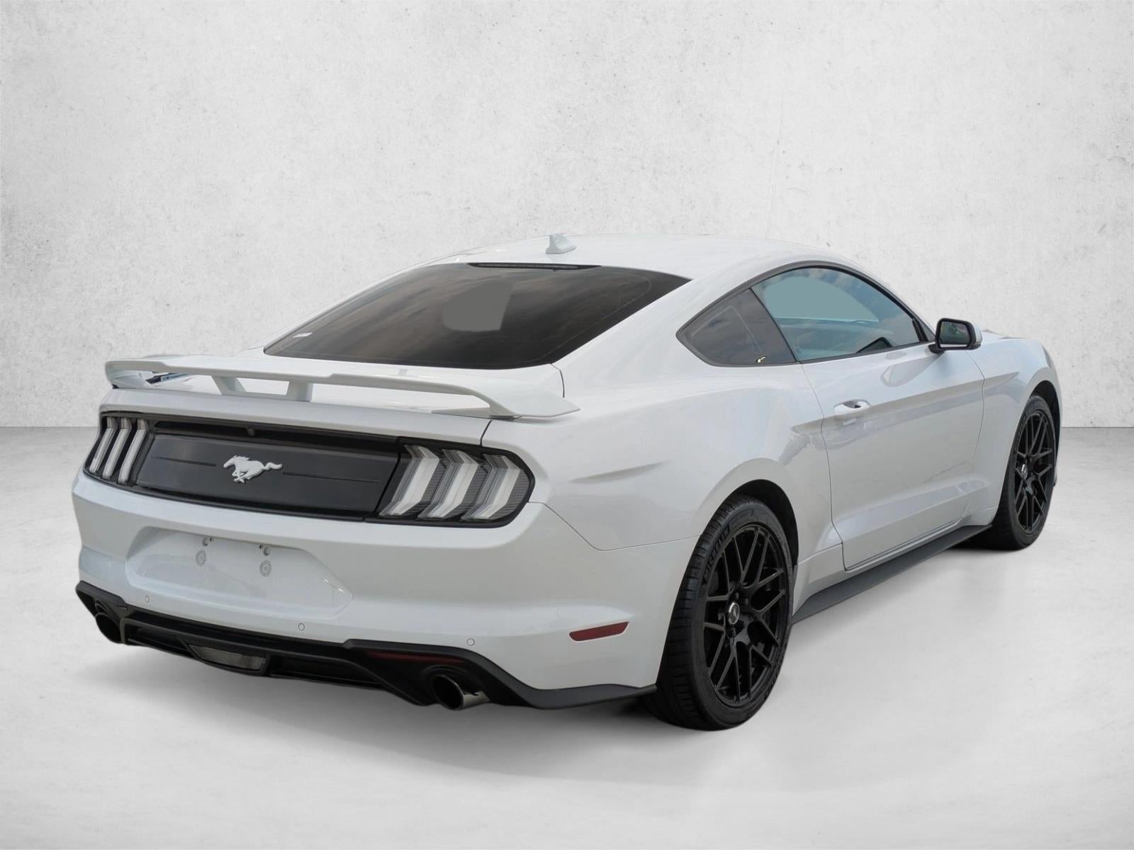 2022 Ford Mustang EcoBoost Premium Fastback