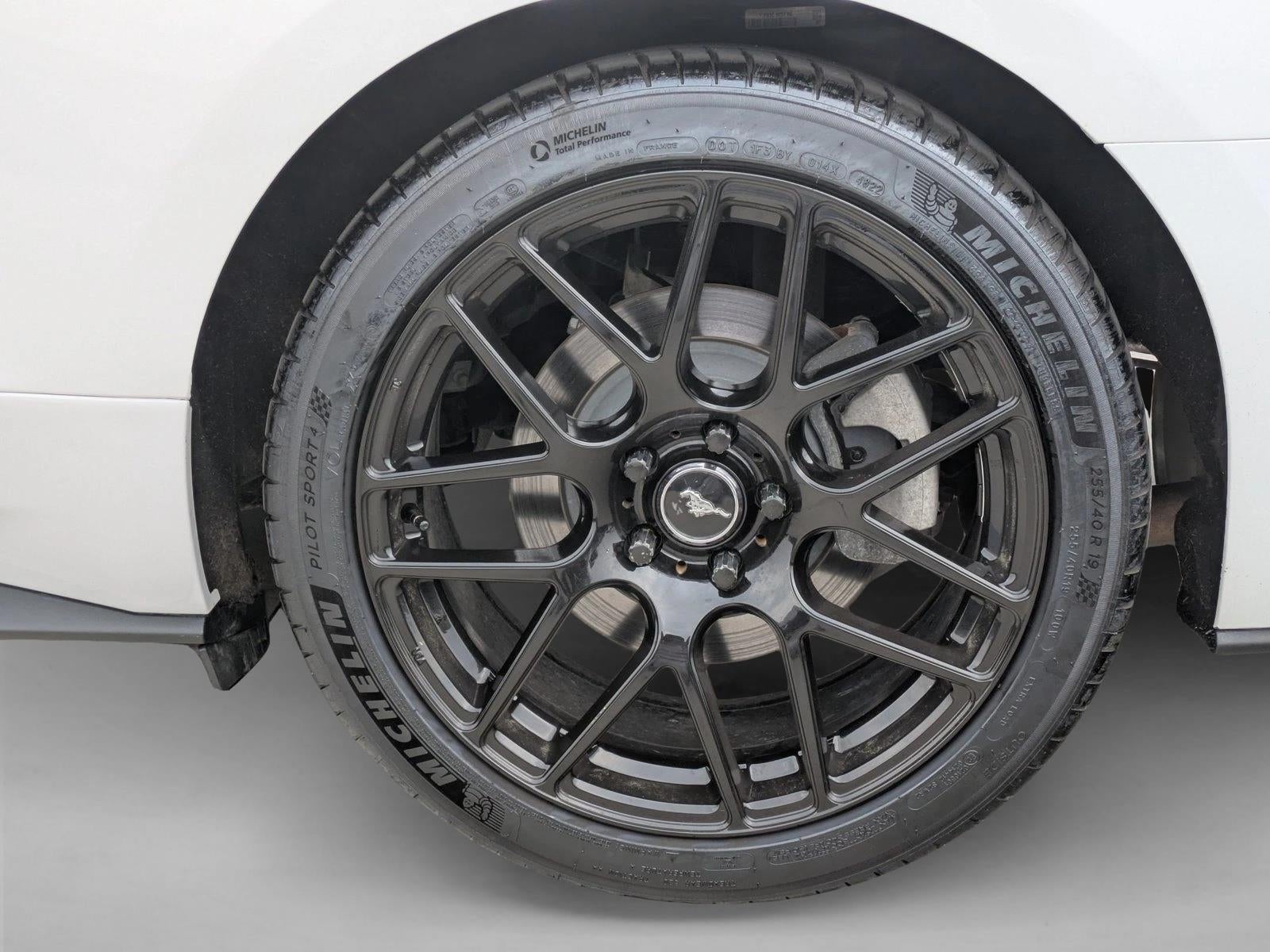 2022 Ford Mustang EcoBoost Premium Fastback